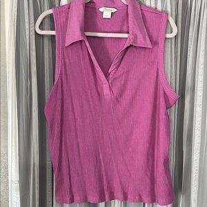 Naturalizer Collared Ribbed Sleeveless Tank in Magenta Pink